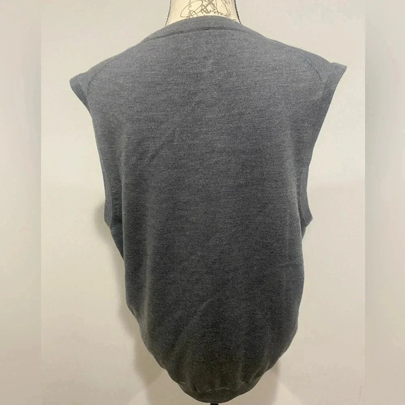 Jos. A. Bank Traveler Merino Wool Vest Sweater 100% Merino Wool size LARGE Gray - Picture 5 of 7